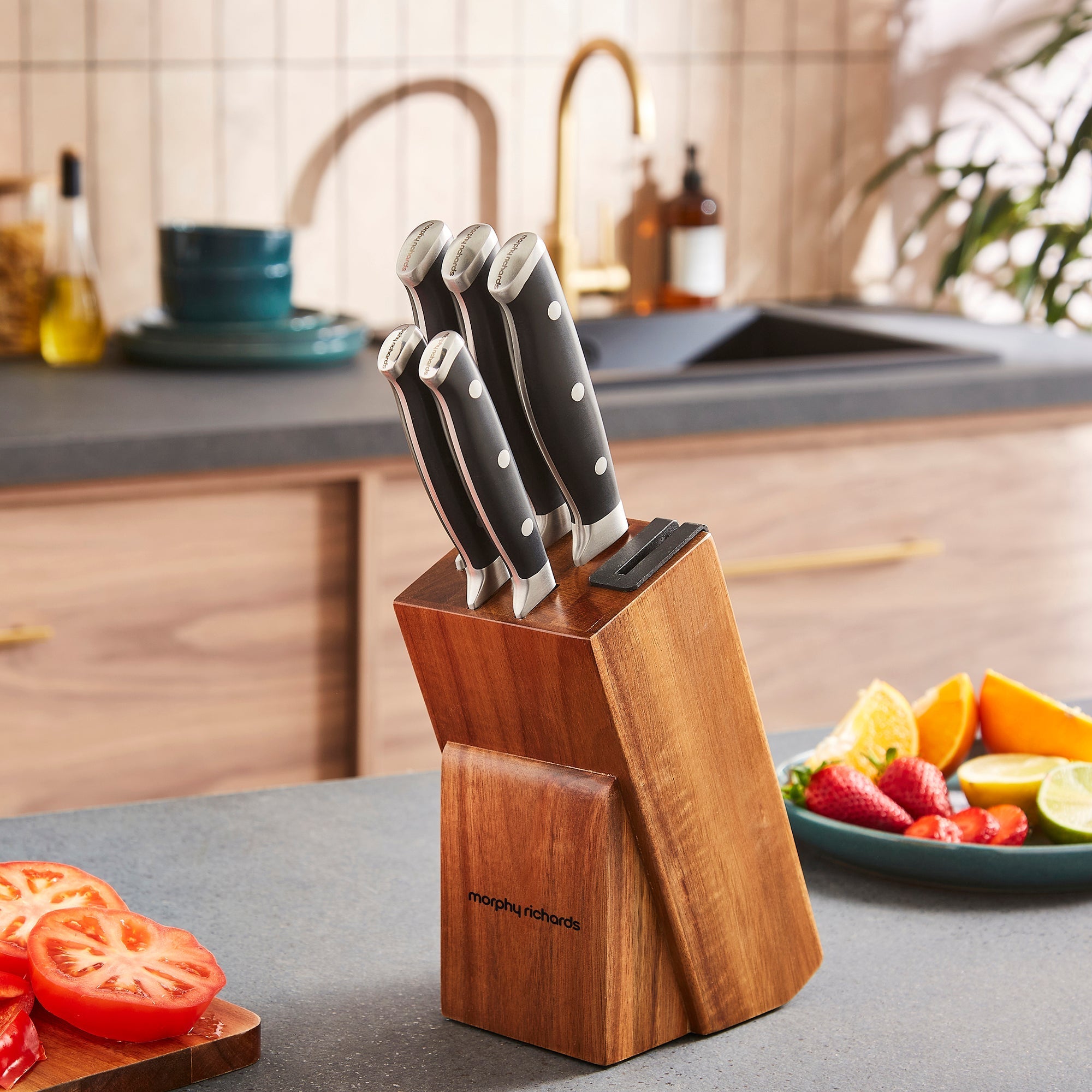 5 Piece Knife Block Set With Sharpener and 5 Piece Recycled Aluminium Saucepan Set