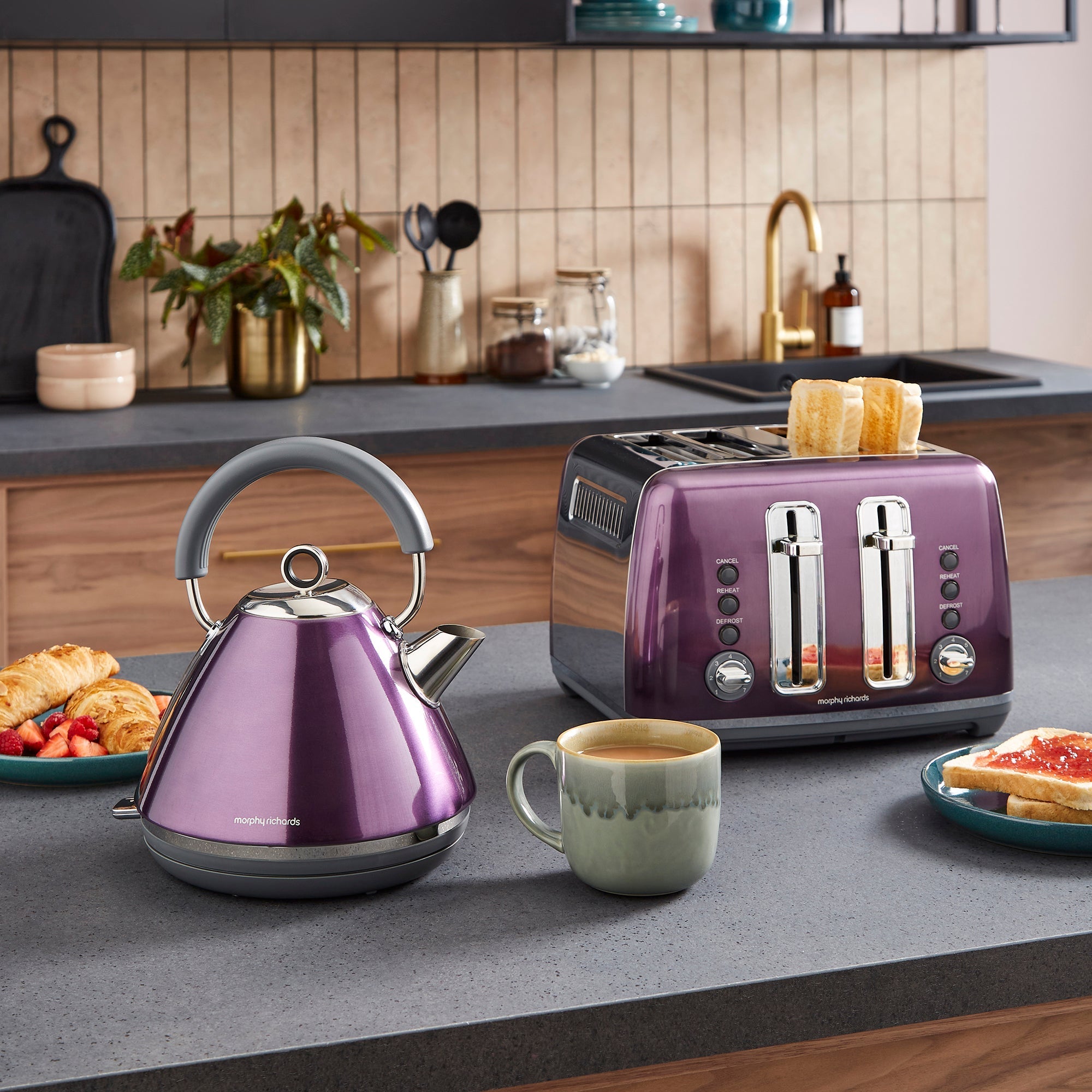 Accents 4-Slice Toaster - Purple