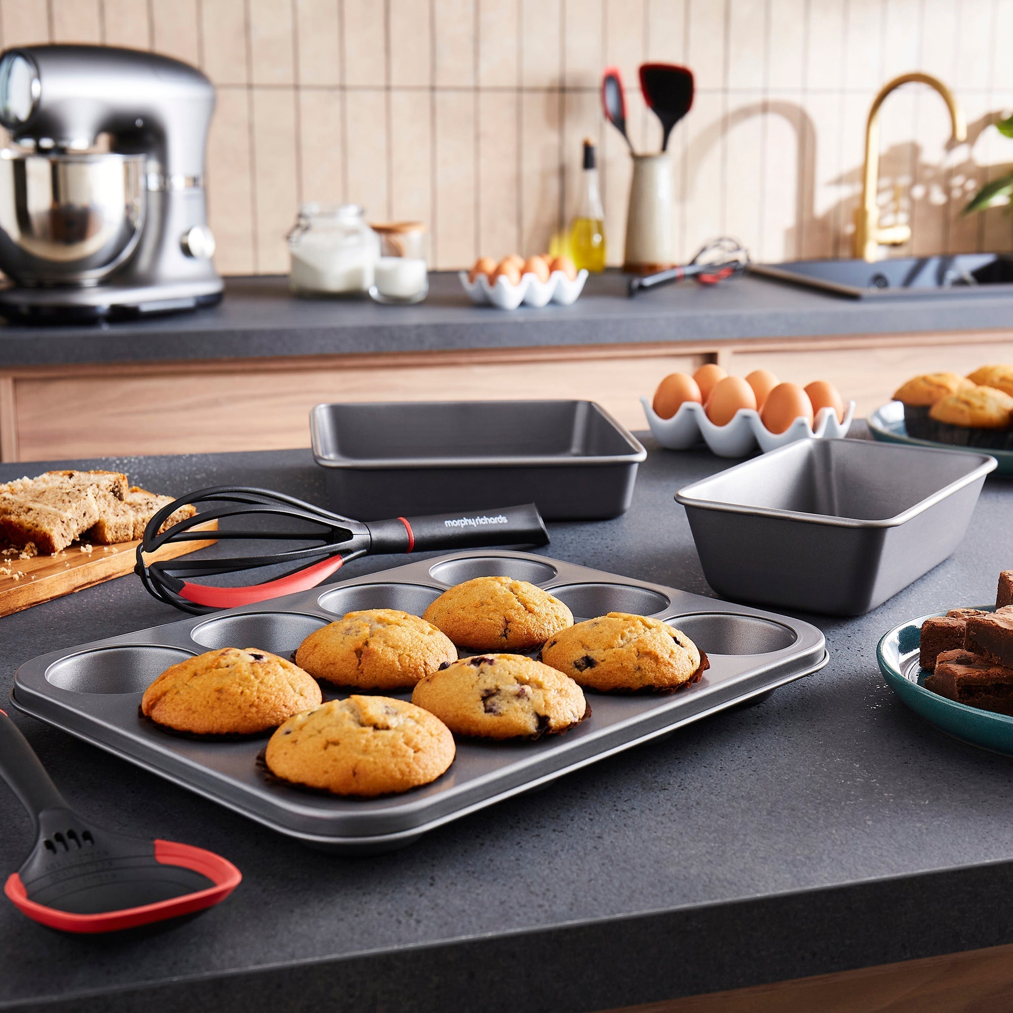 Muffin Tin, Square Cake Tin and 2lb Loaf Tin Set