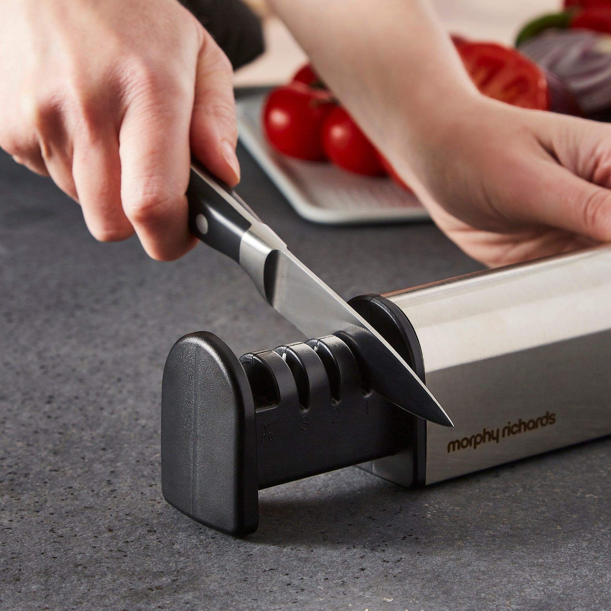 4 in 1 Retractable Knife and Scissor Sharpener