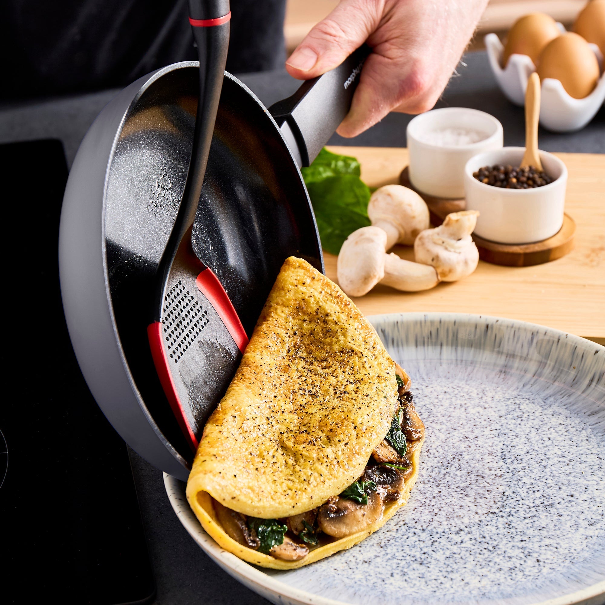 28cm and 20cm Recycled Aluminium Frying Pan Set - Grey