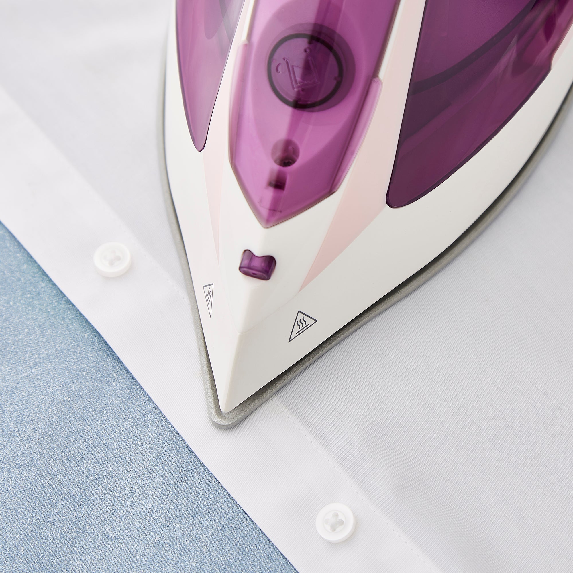 Steam Flow 2400W Turbo Steam Iron