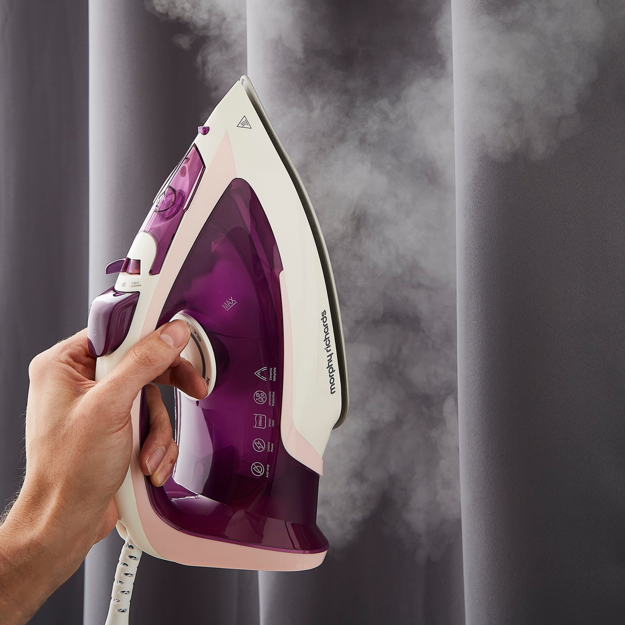Steam Flow 2400W Turbo Steam Iron