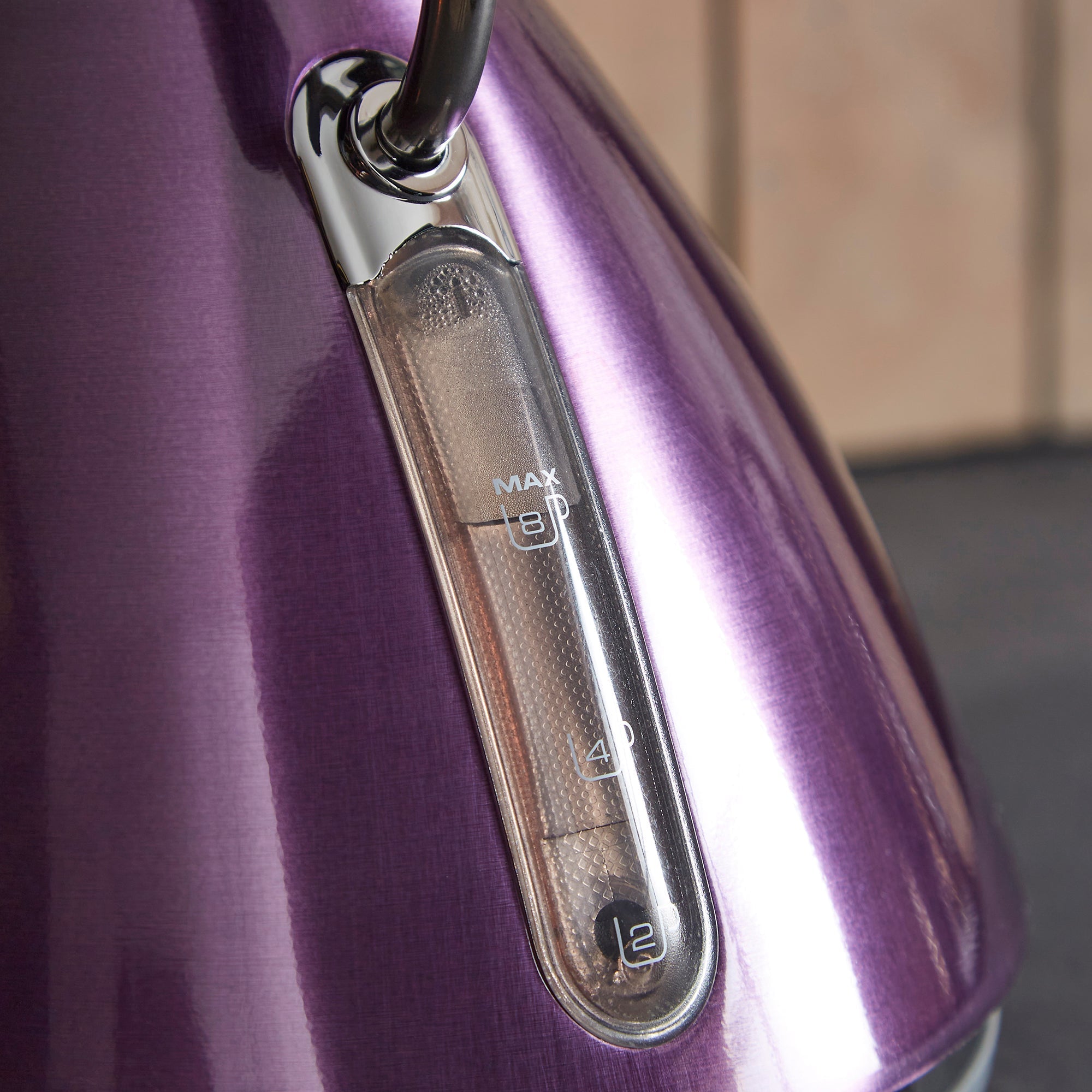 Accents 1.5L Pyramid Kettle - Purple