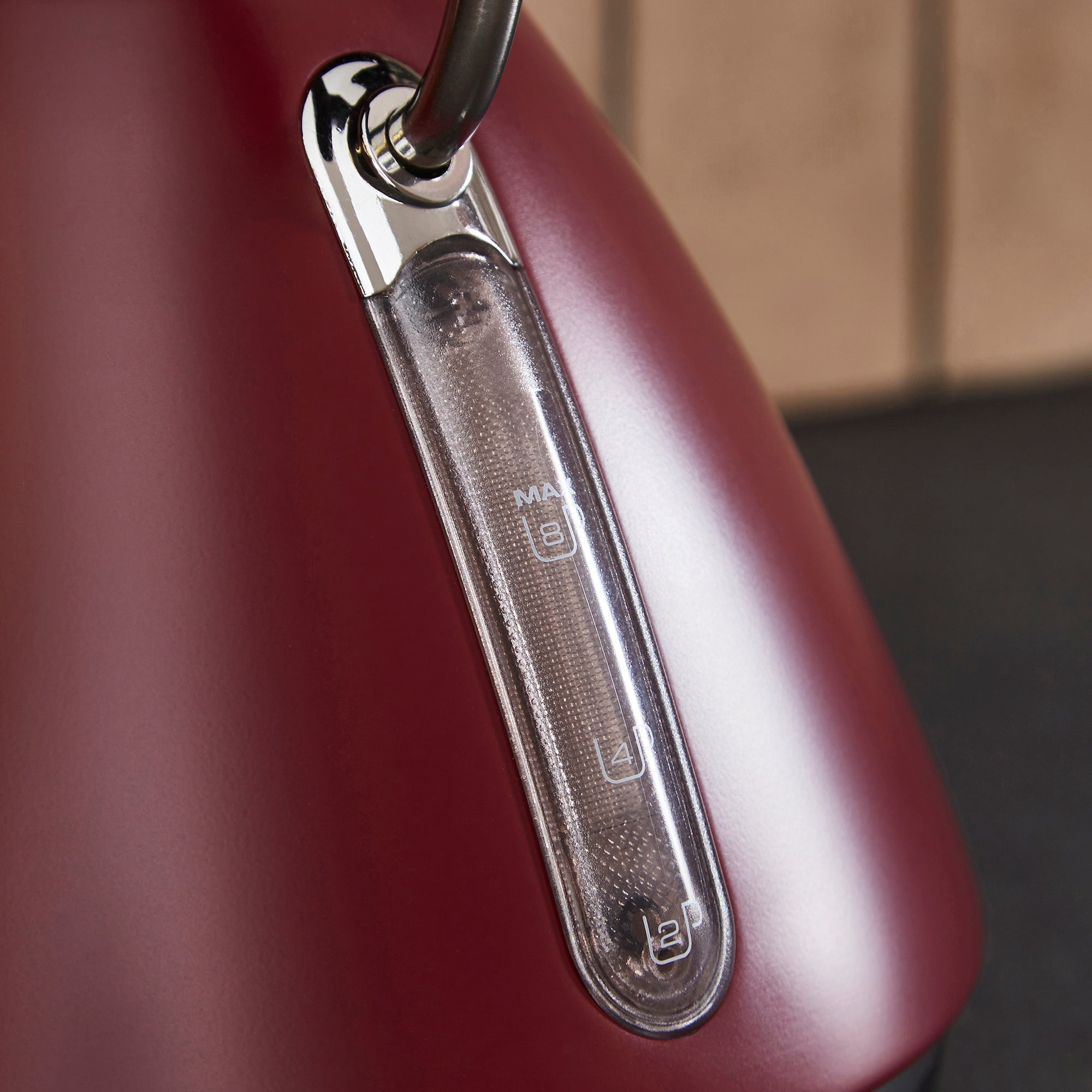 Limited Edition Accents 1.5L Pyramid Kettle - Rhubarb