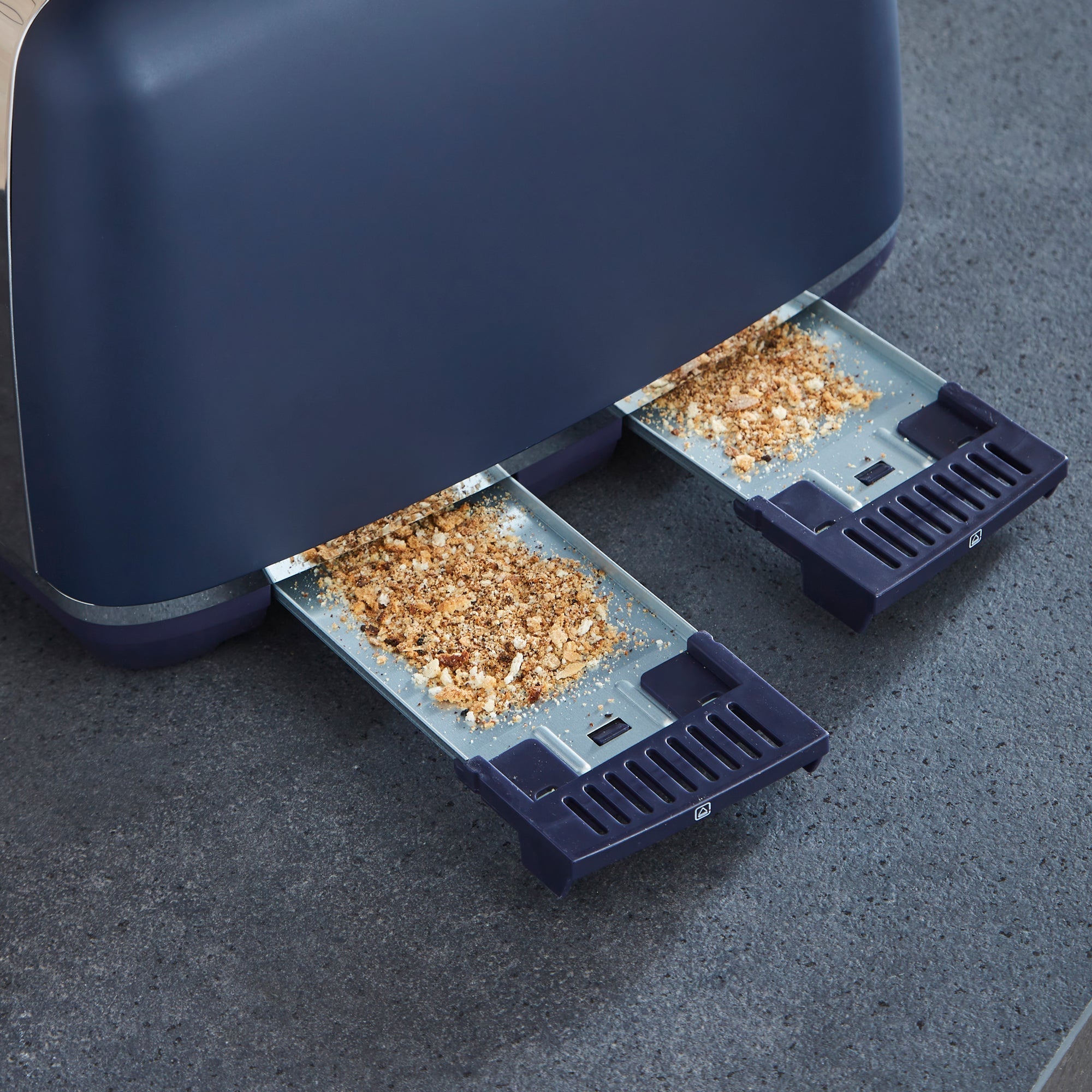 Accents Gold Navy Kettle and Toaster Set