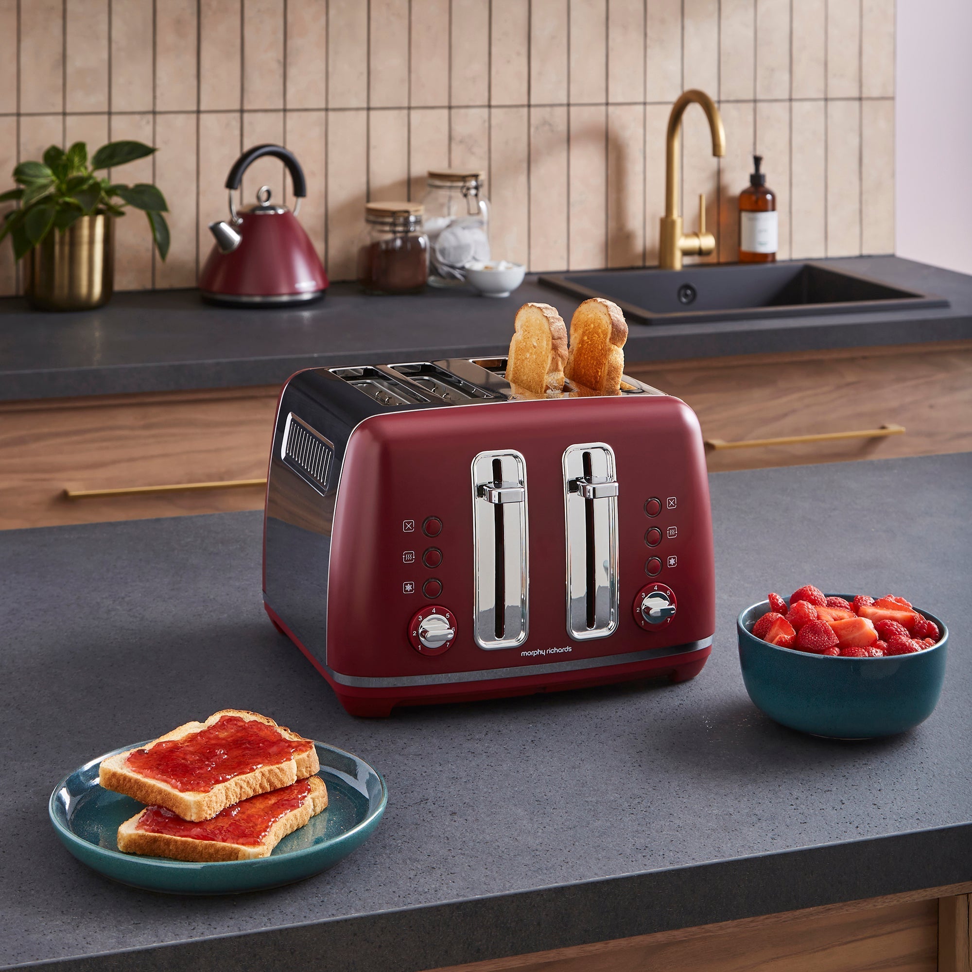 Limited Edition Accents Rhubarb Kettle & Toaster Set