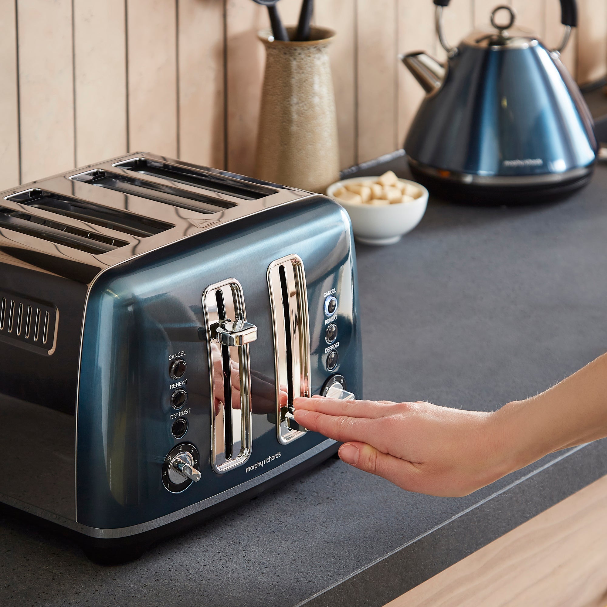 Accents 4-Slice Toaster - Blue