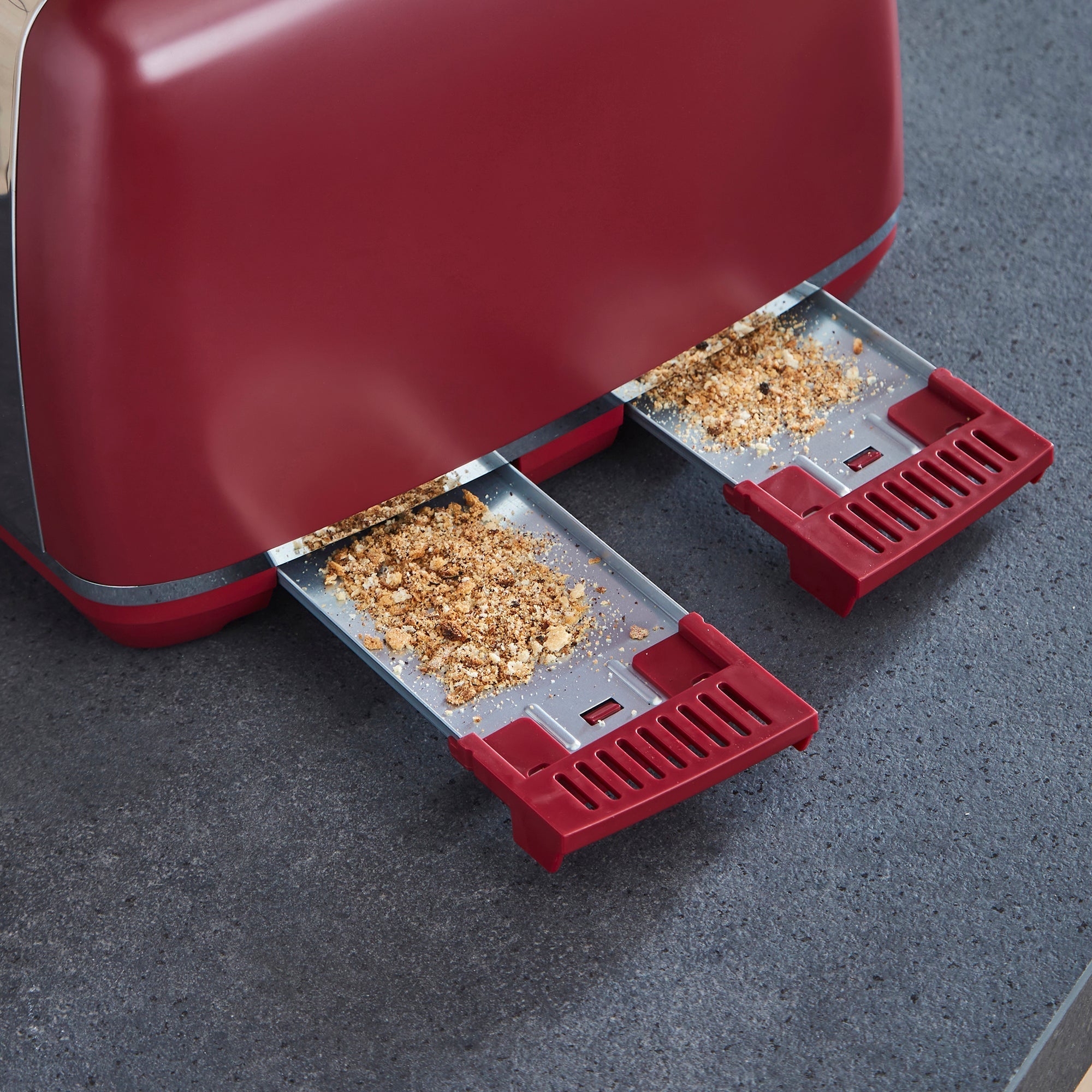 Limited Edition Accents Rhubarb Kettle & Toaster Set