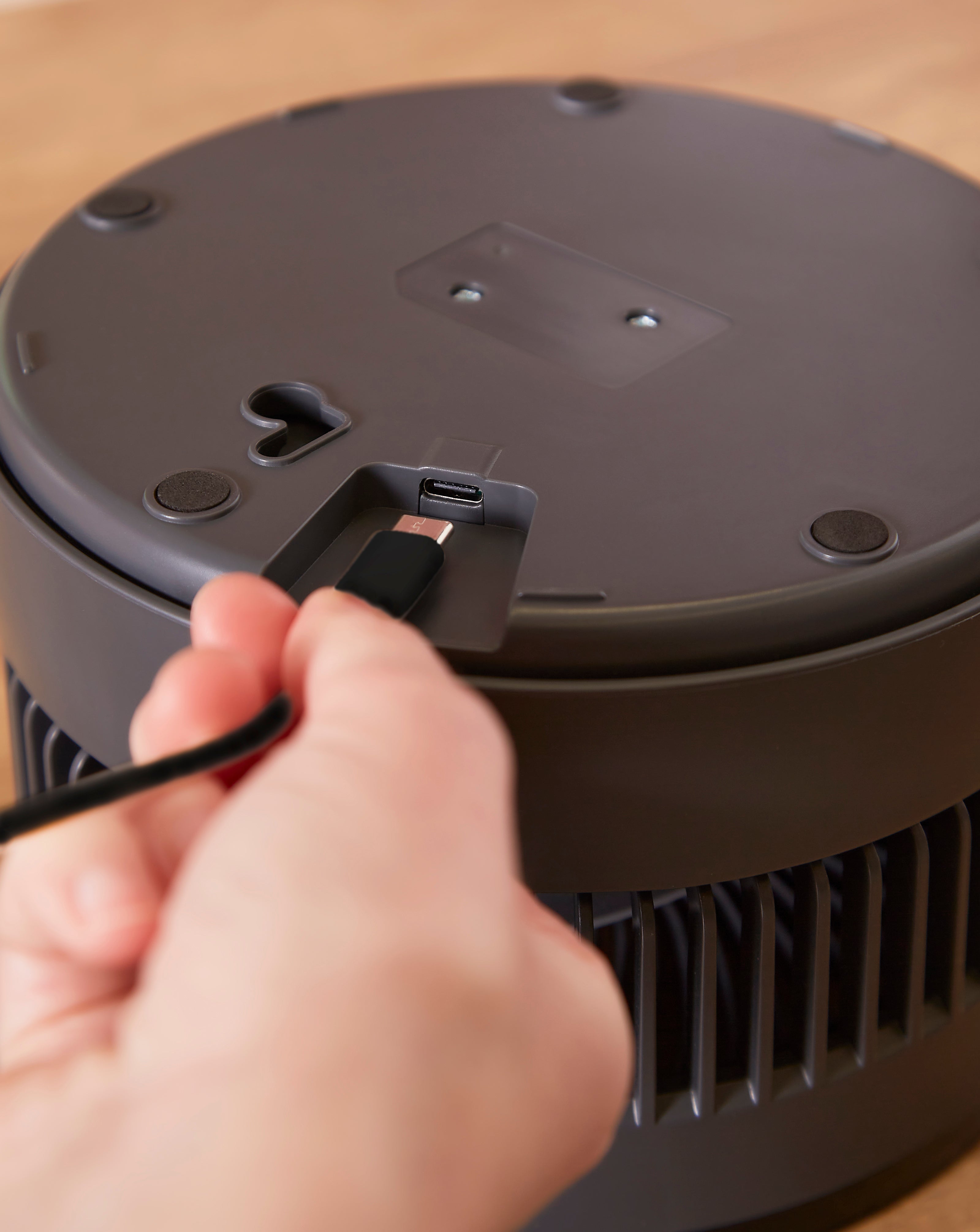 Air Flex 6” Portable Oscillating Rechargeable USB Fan