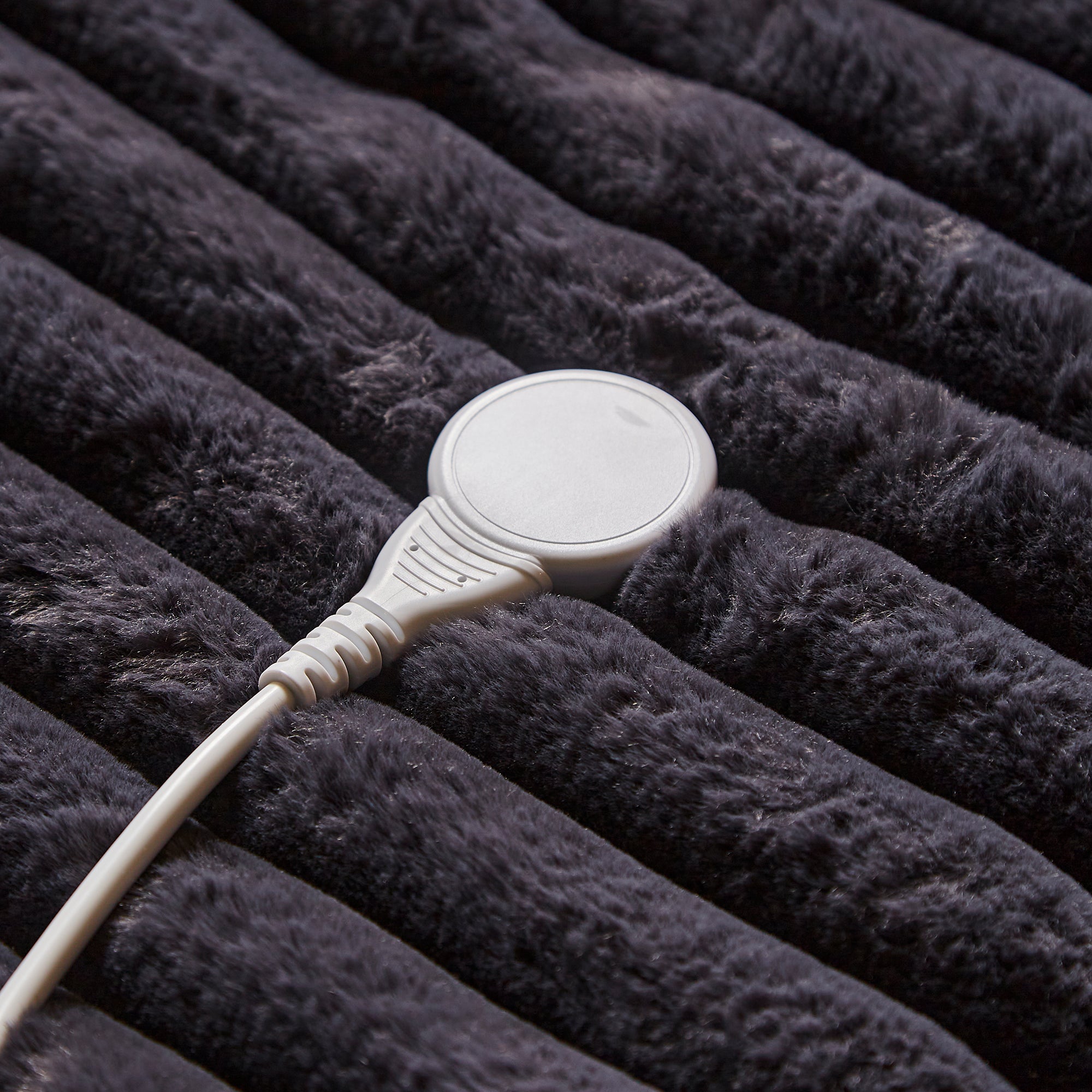 EverCosy Small Luxury Striped Fleece Electric Heated Throw - Navy