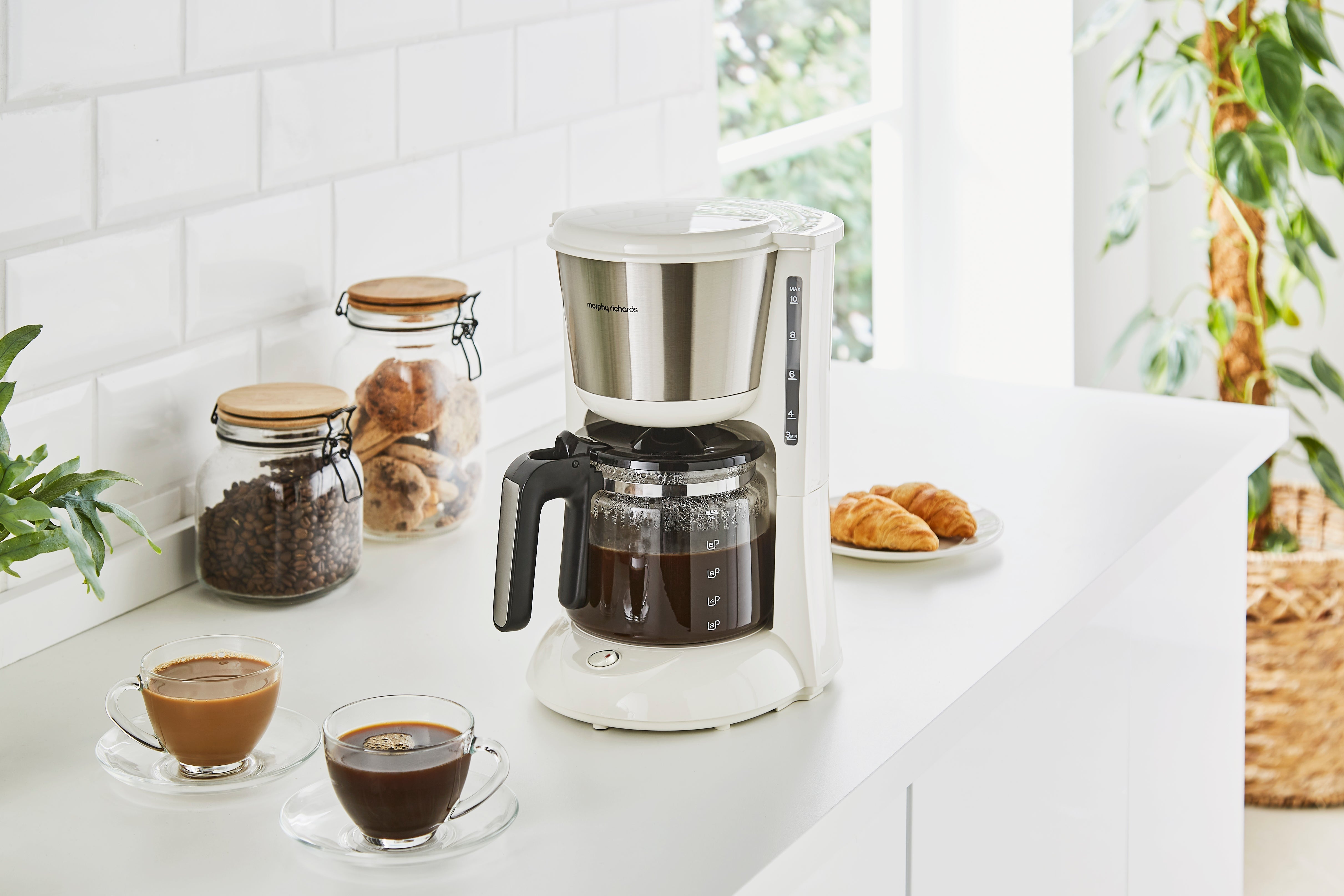 Equip Cream Filter Coffee Machine
