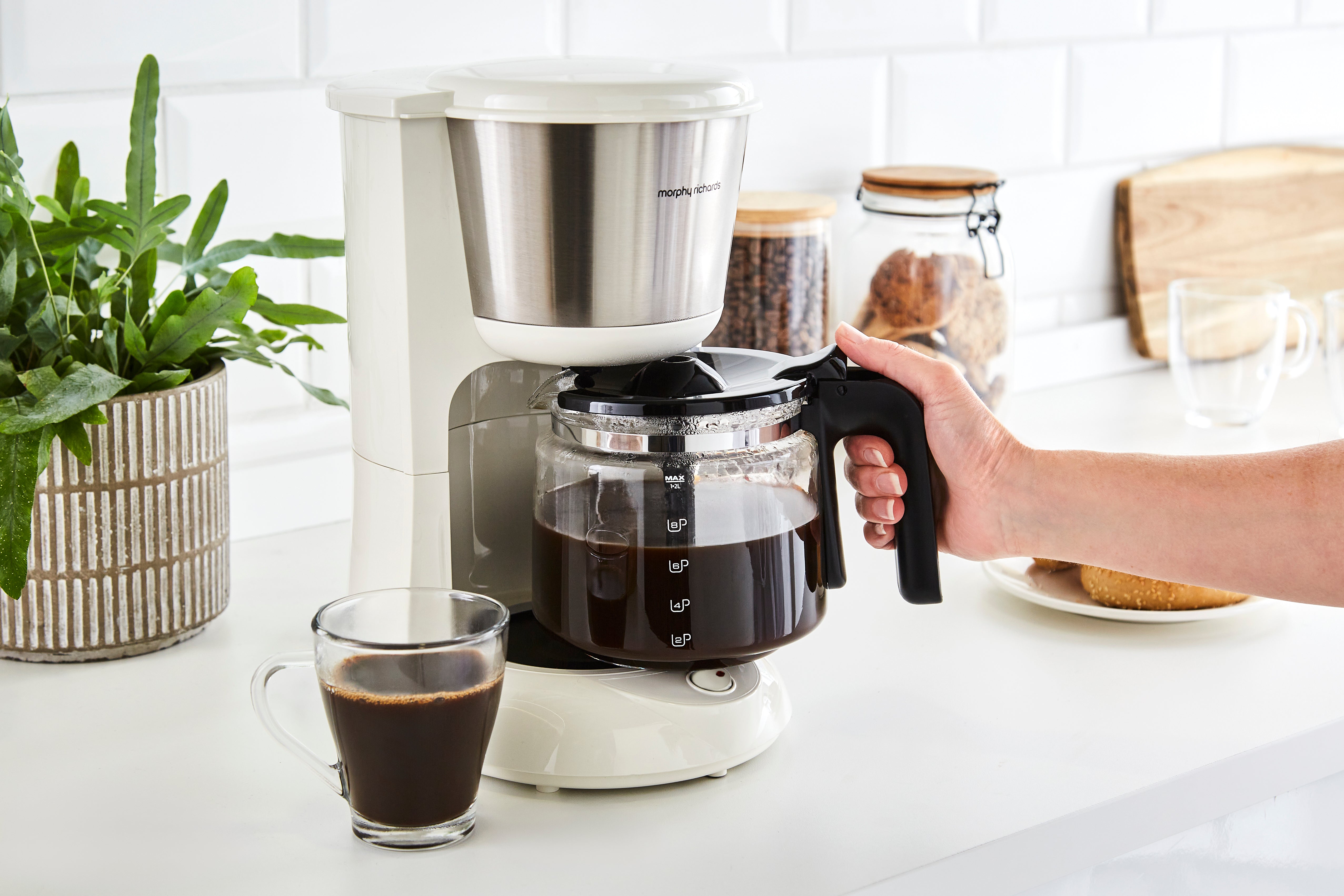 Equip Cream Filter Coffee Machine