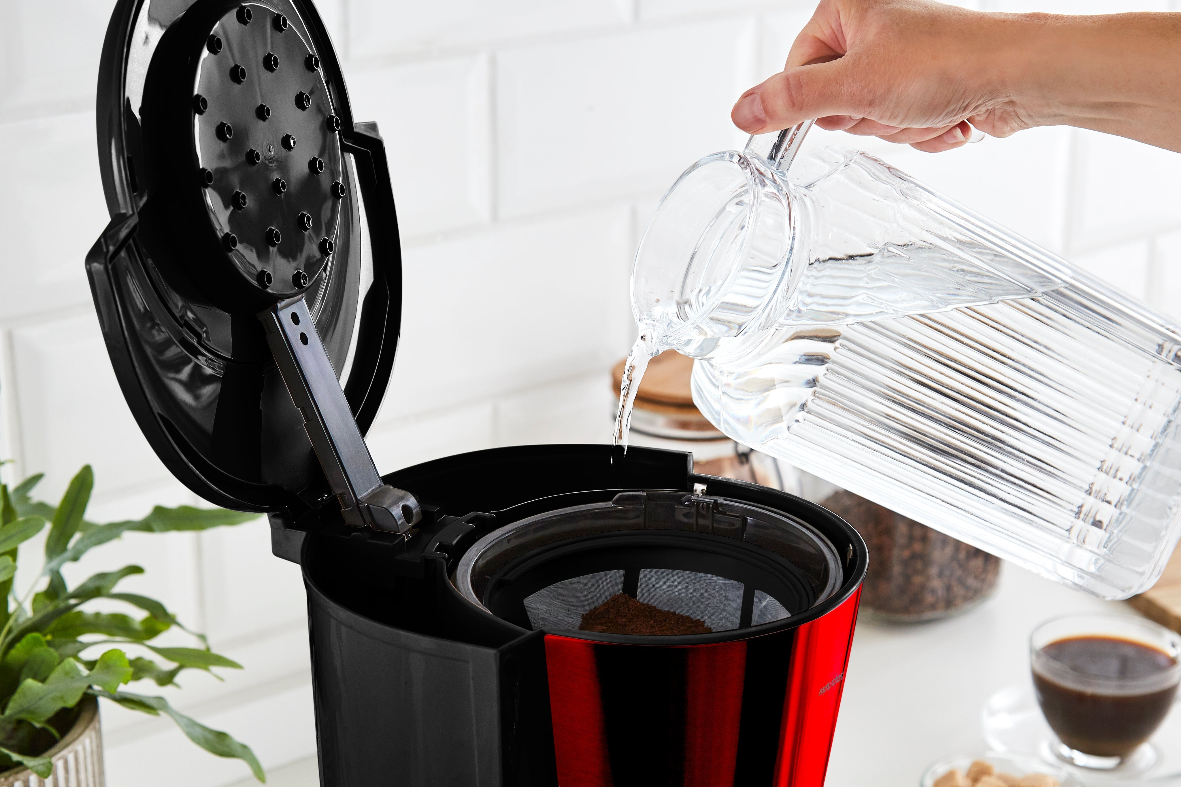 Equip Red Filter Coffee Machine