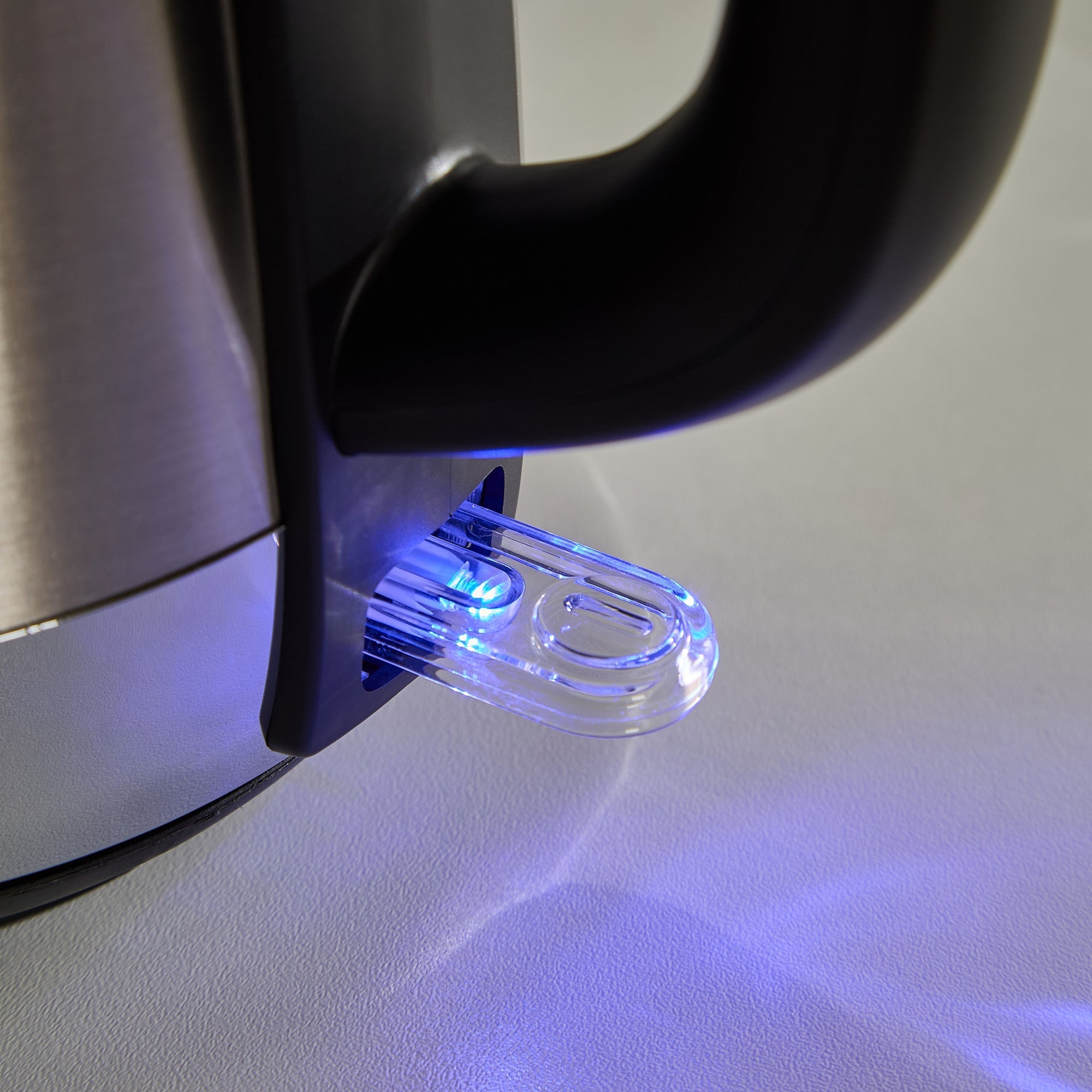 Equip Silver Kettle and Toaster Set