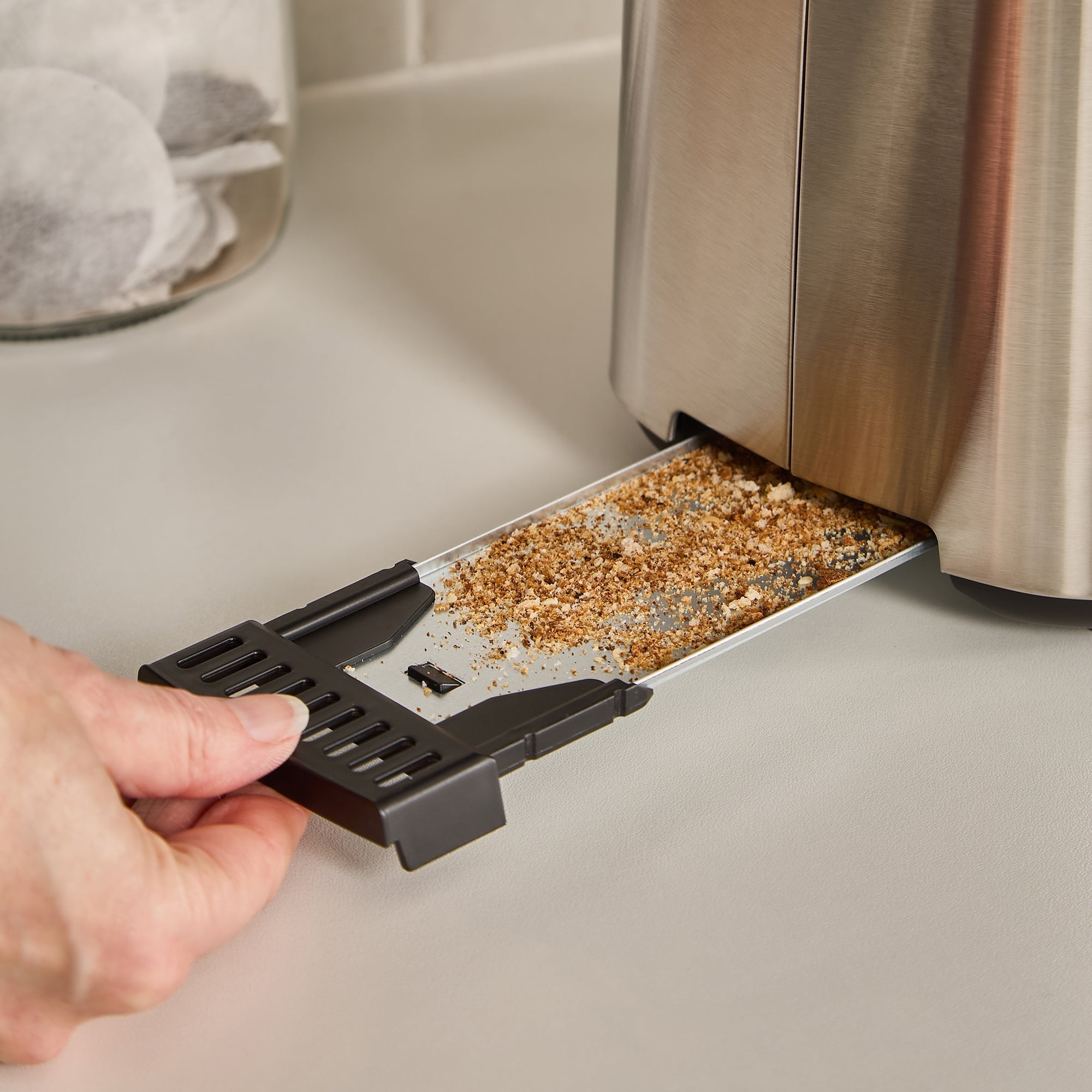 Equip Silver Kettle and Toaster Set