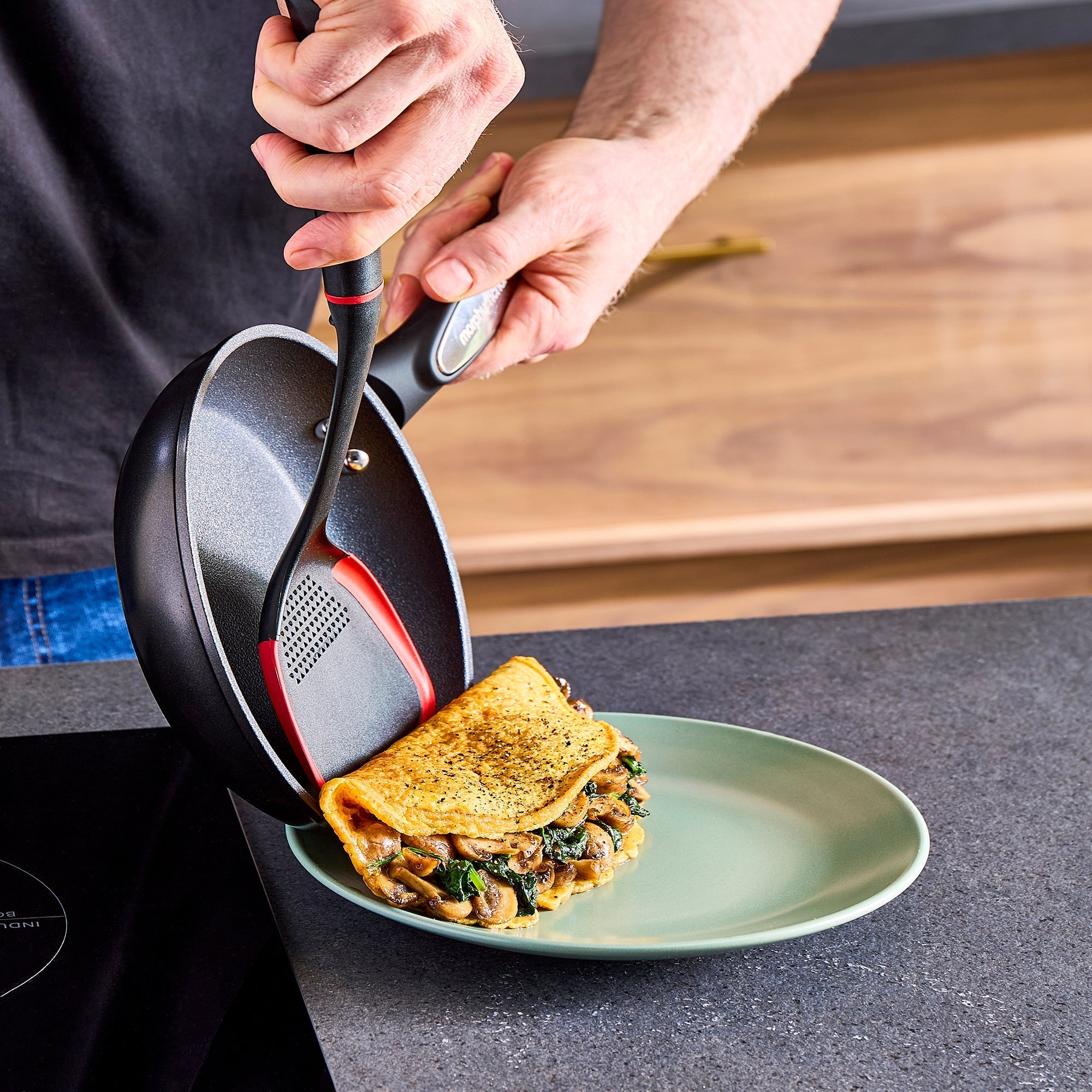 20cm & 24cm Forged Aluminium Black Ceramica Frying Pan Set