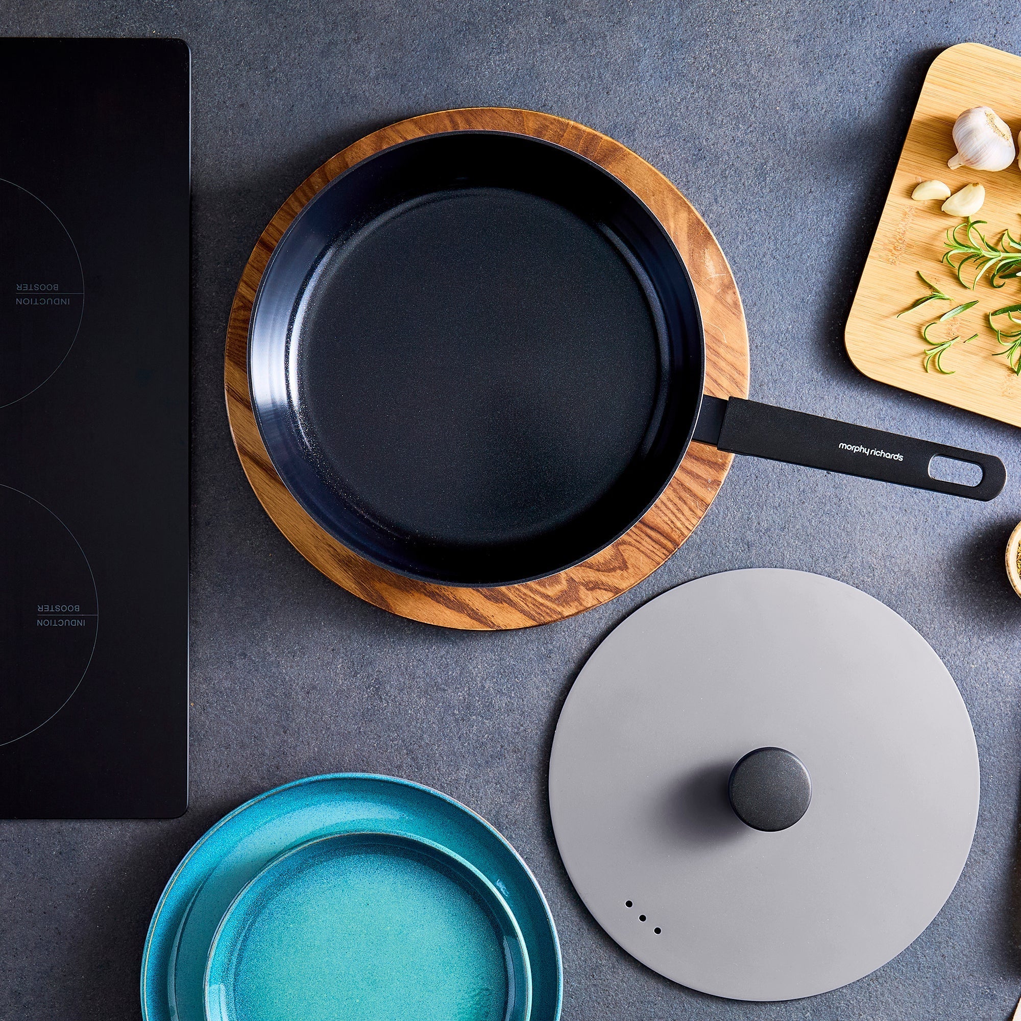 28cm Forged Aluminium Saute Pan - Grey