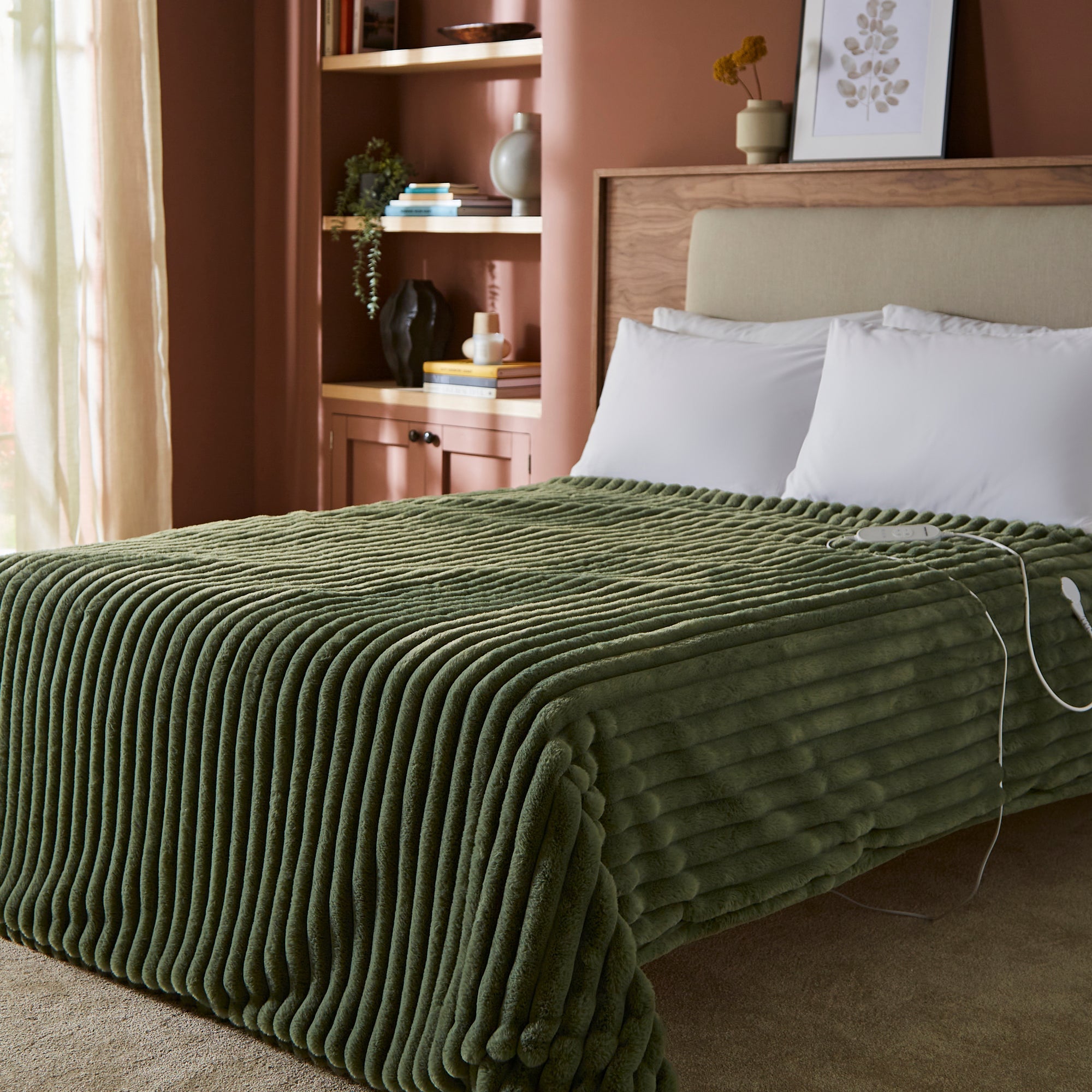 EverCosy Large Luxury Striped Fleece Electric Heated Throw - Green