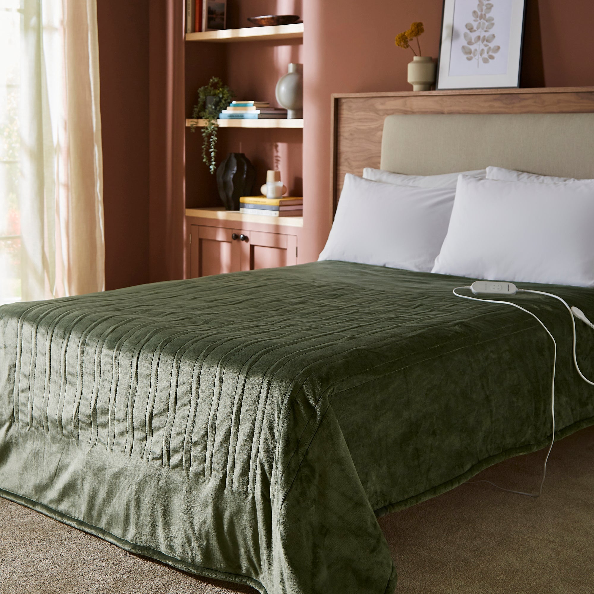 EverCosy Large Fleece Electric Heated Throw - Green