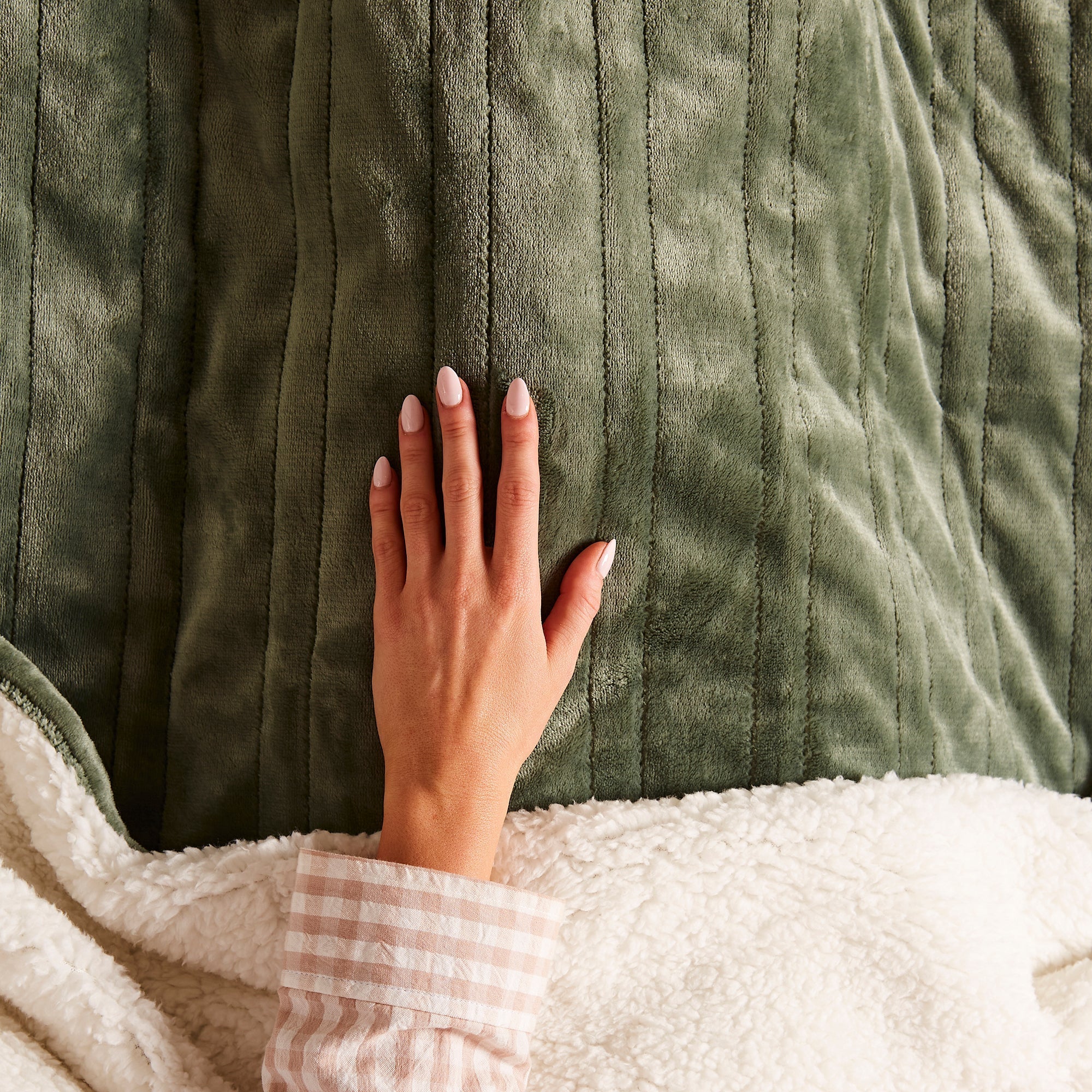 EverCosy Large Fleece Electric Heated Throw - Green