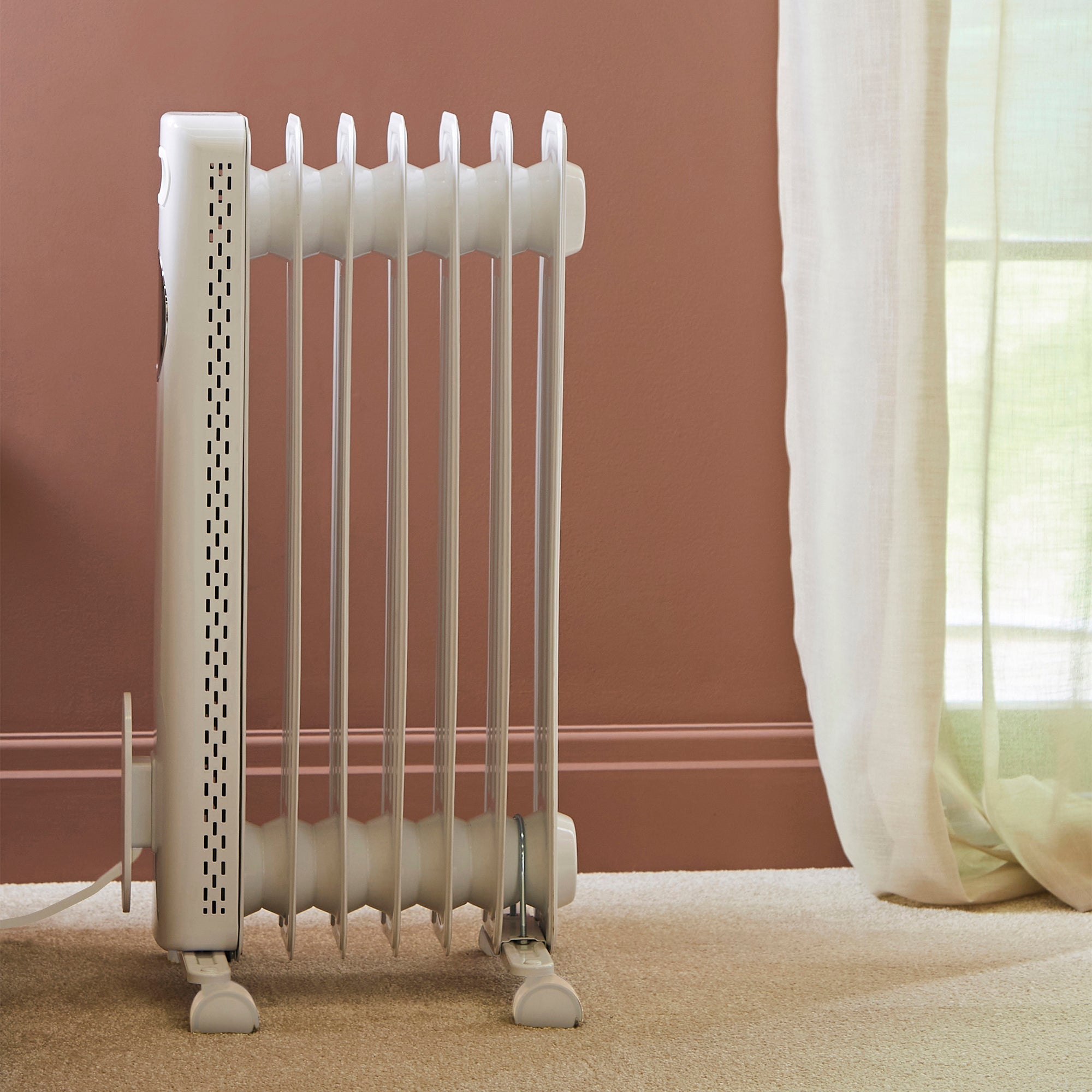 HeatFlux 1.5kw Digital Oil Filled Radiator with Remote Control - White