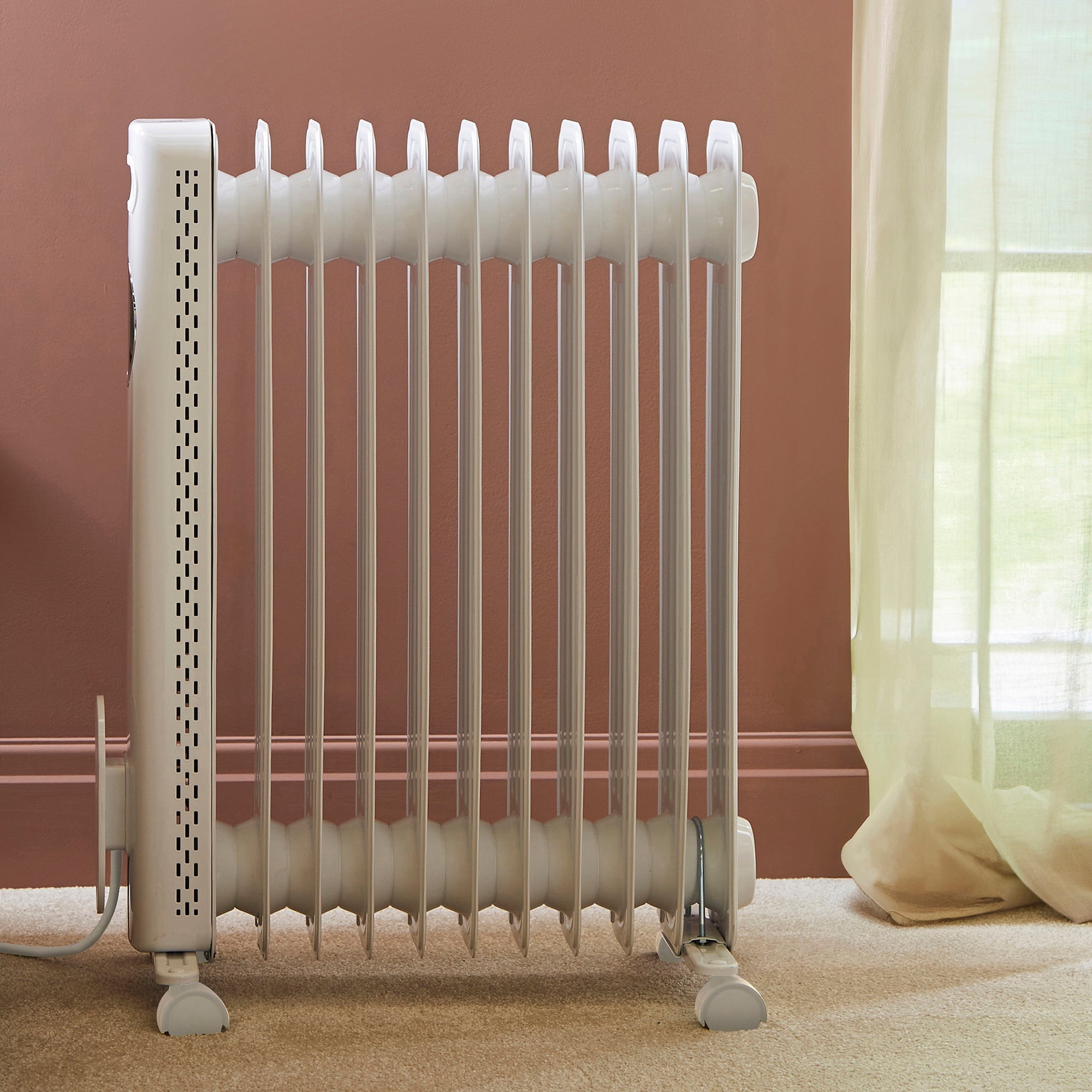 HeatFlux 2.5kw Digital Oil Filled Radiator with Remote Control - White