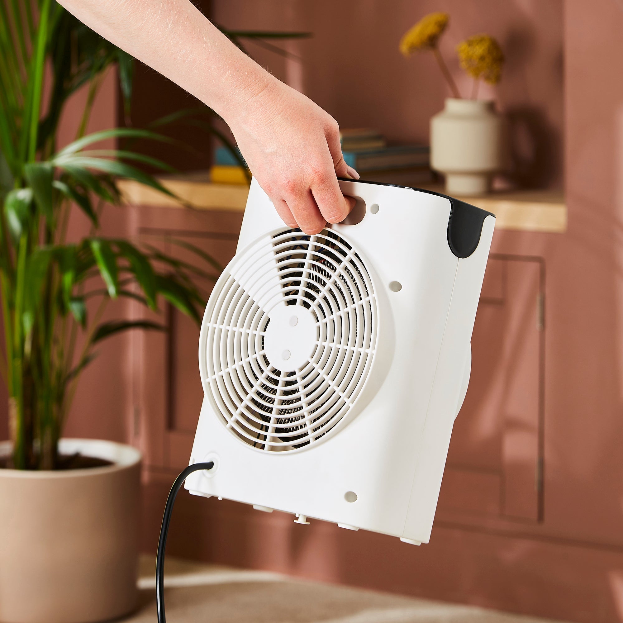 HeatFlux 2kw Upright Fan Heater with Remote Control - White