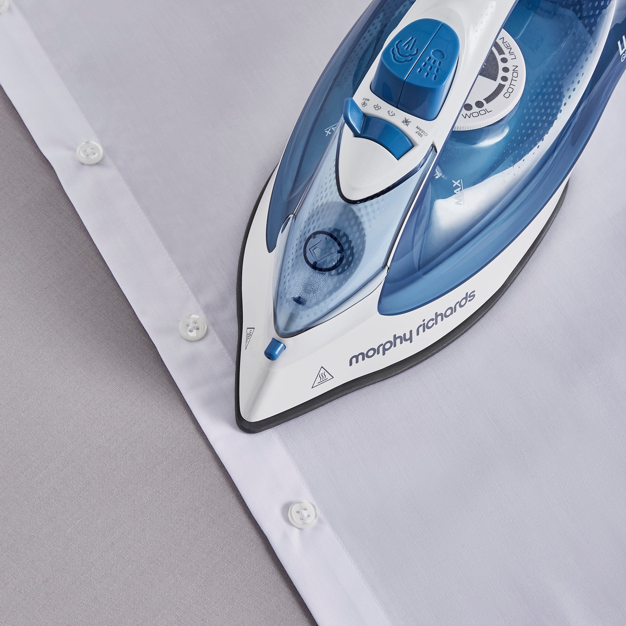 Light Glide 2200W Steam Iron Blue