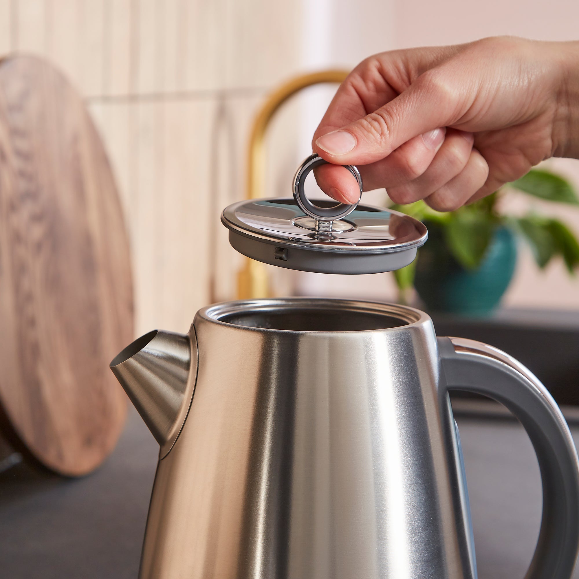 Mexborough 1.7L Jug Kettle - Grey