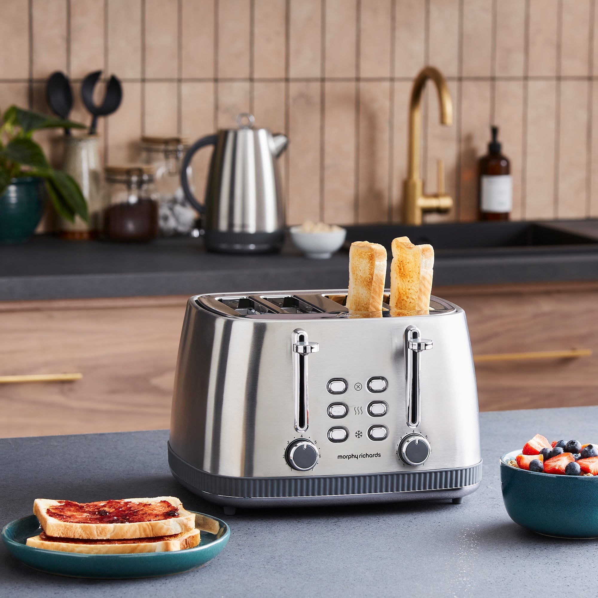 Mexborough 4 Slice Toaster - Grey