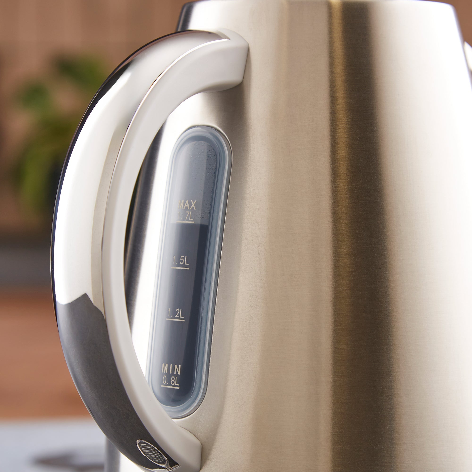 Mexborough 1.7L Jug Kettle - White