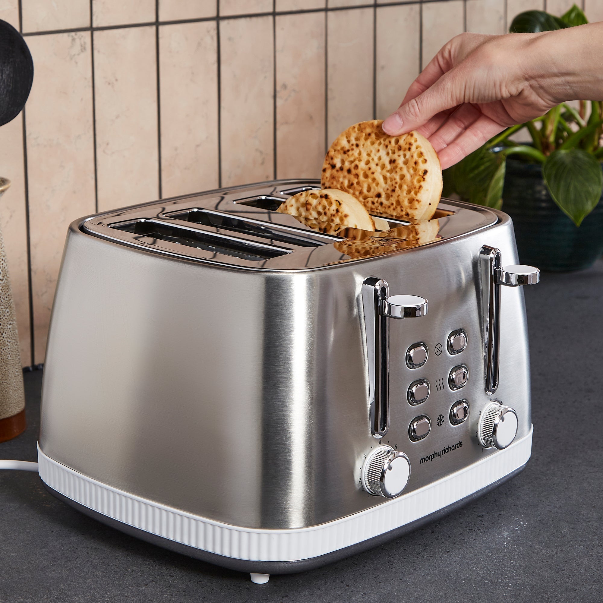 Mexborough 4 Slice Toaster - White