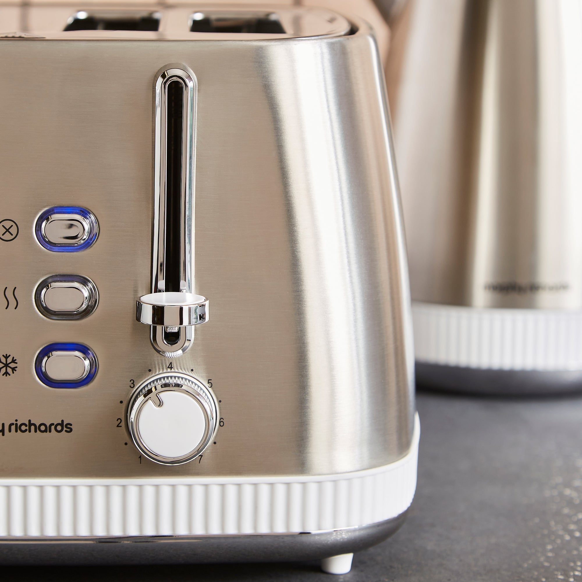 Mexborough 4 Slice Toaster - White