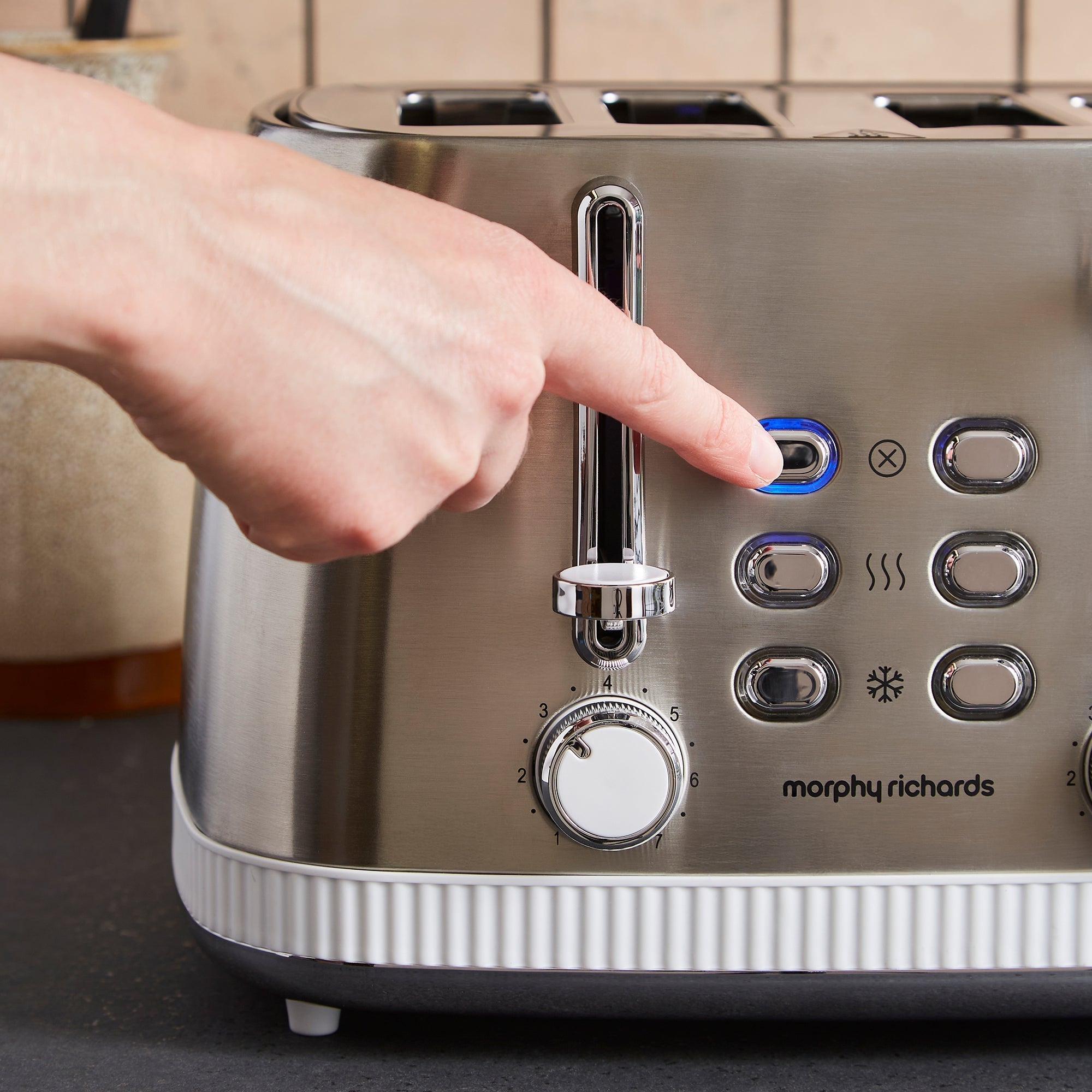 Mexborough 4 Slice Toaster - White