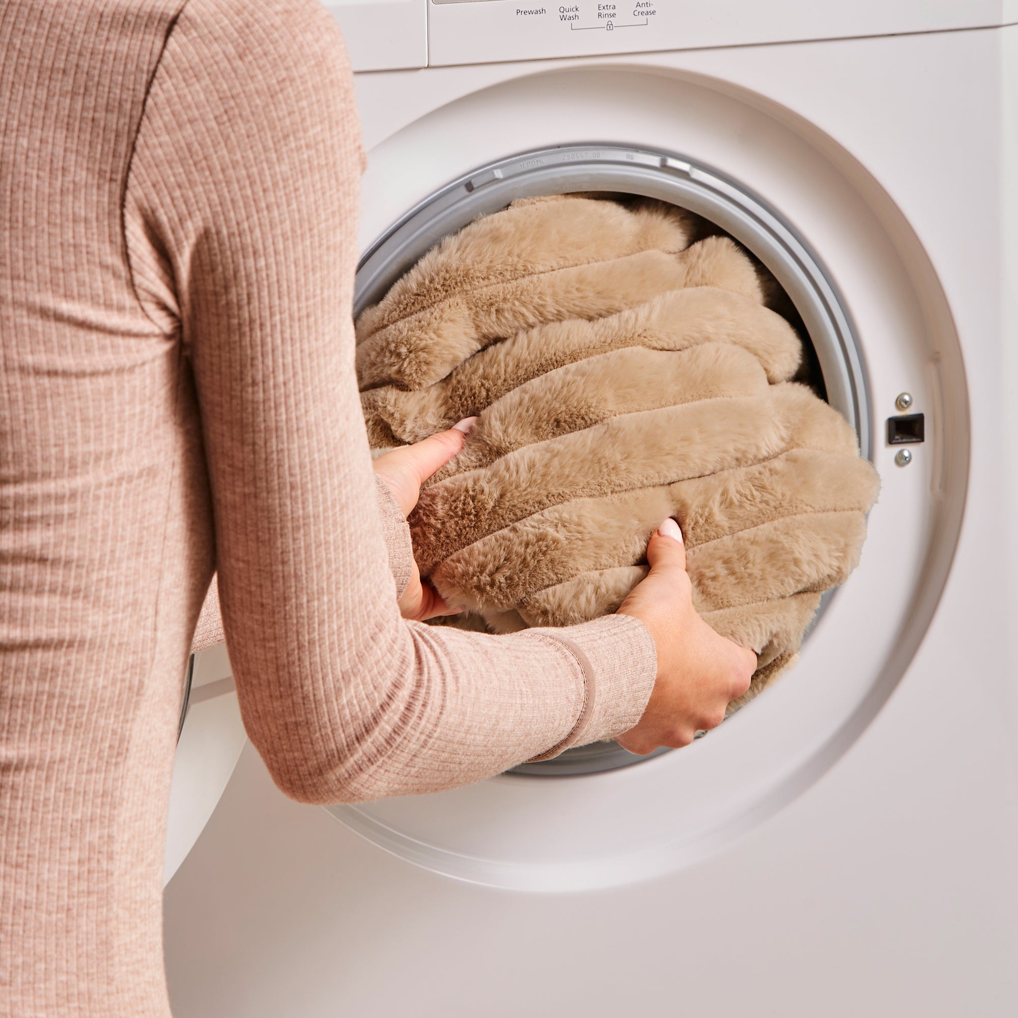 EverCosy Small Luxury Striped Fleece Electric Heated Throw - Mocha