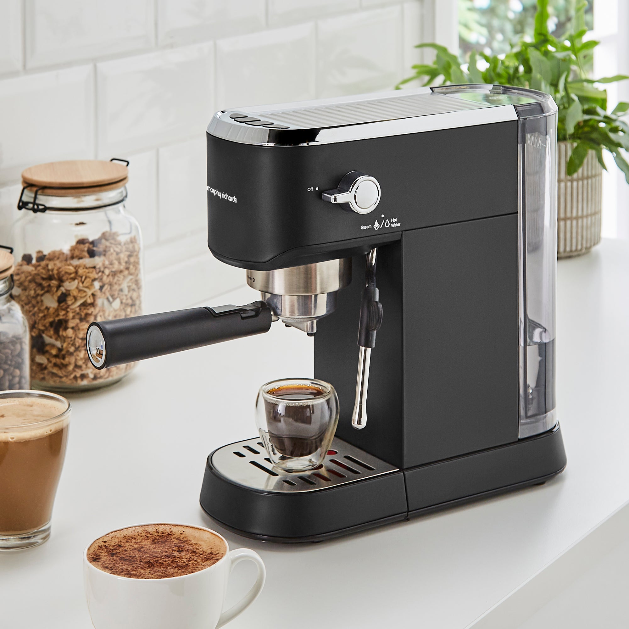 Traditional Compact Pump Espresso Coffee Machine - Black