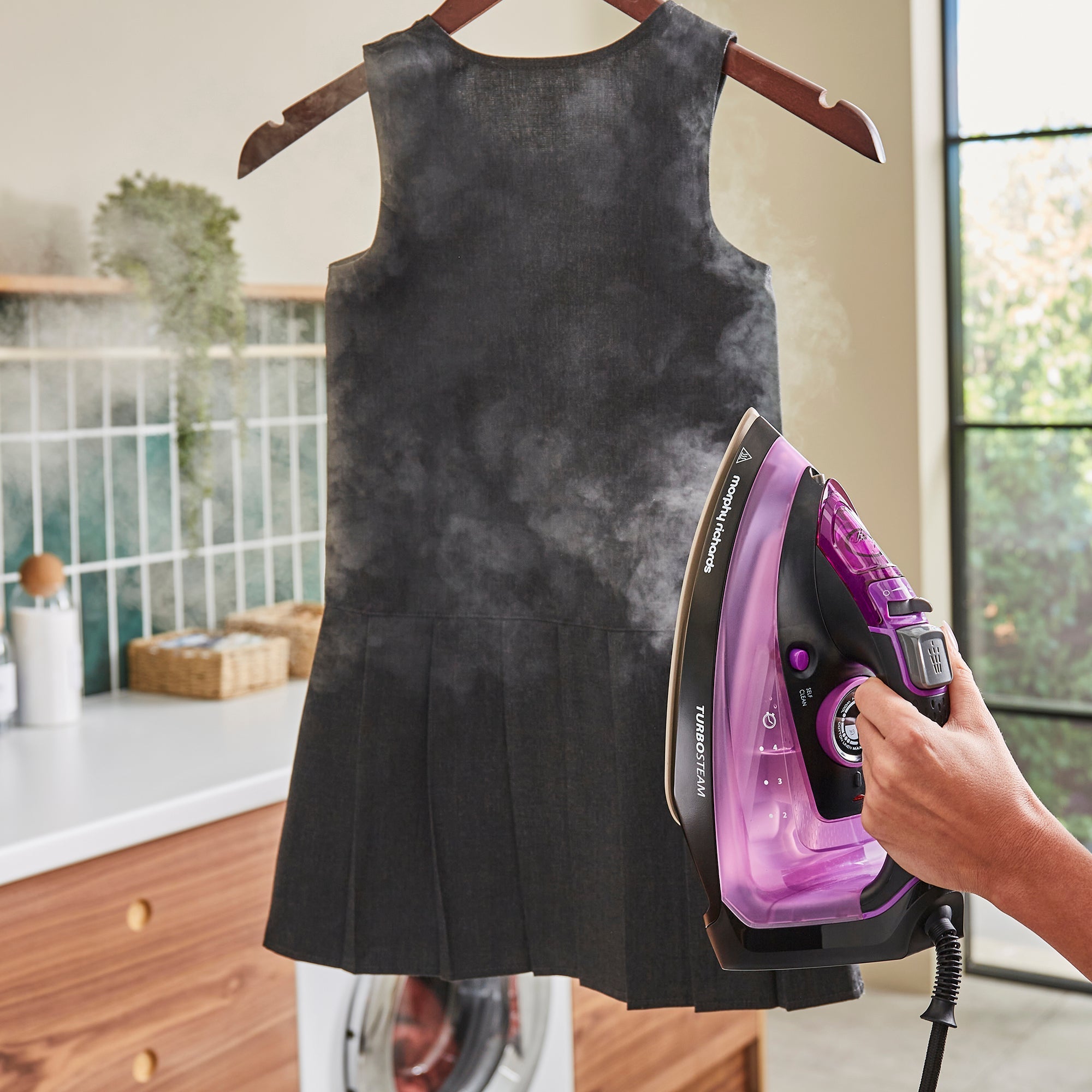 Turbosteam 2800W Steam Iron